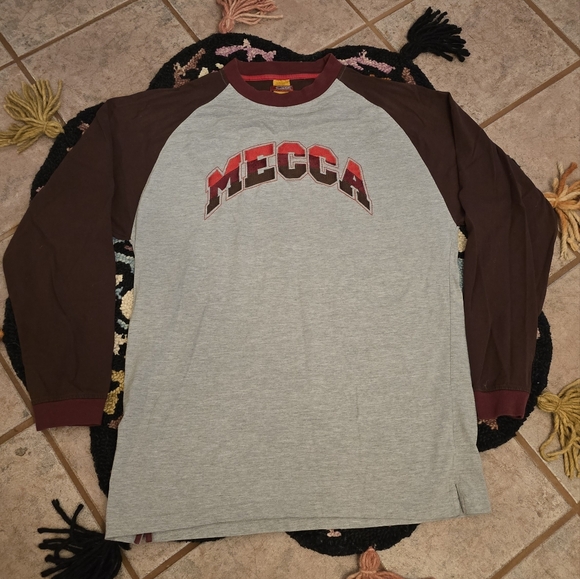 🔥🔥Mecca Men's Gray and Brown Long Sleeve Tee🔥🔥 - Picture 1 of 9